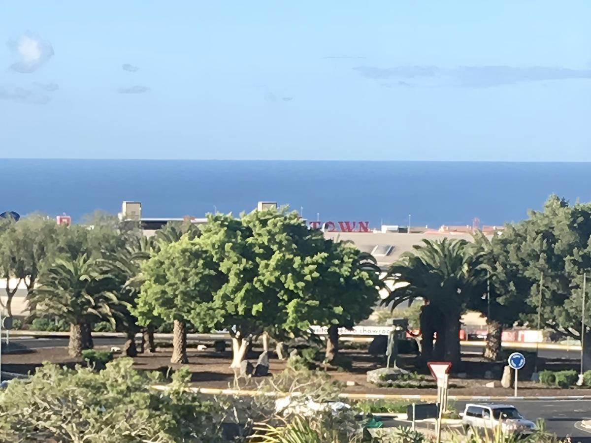 Brunella'S Apartment - Beach View サンミゲル・デ・アボナ エクステリア 写真